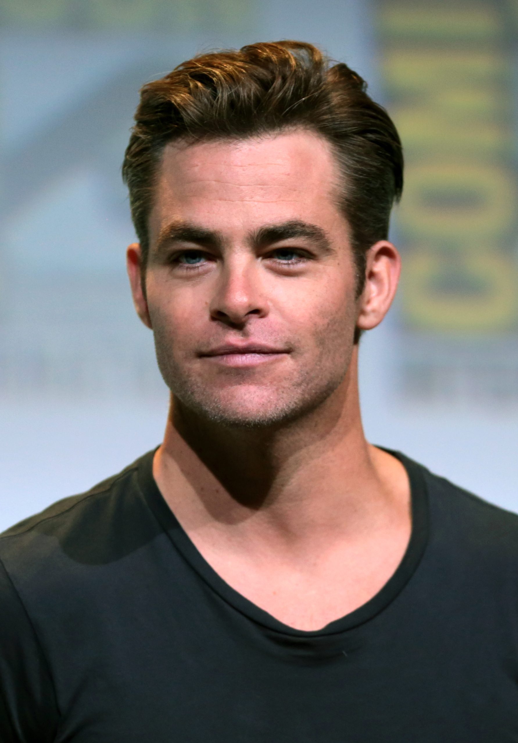 Chris Pine Wiki, Biography, Age, Wife, Family, Net Worth