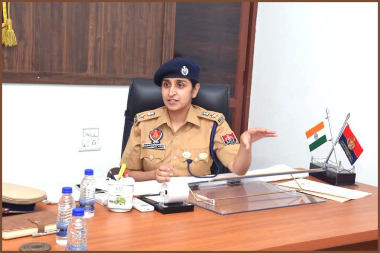 Kanwardeep Kaur IPS Biography, Wiki, Age, Batch, Rank, Posting