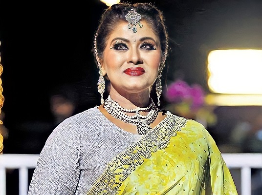 Sudha Chandran Biography, Wiki, Husband, Age, Family, Net Worth, More