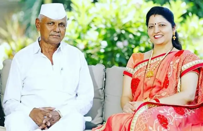 Rupali Chakankar and her Father Babanrao Borate