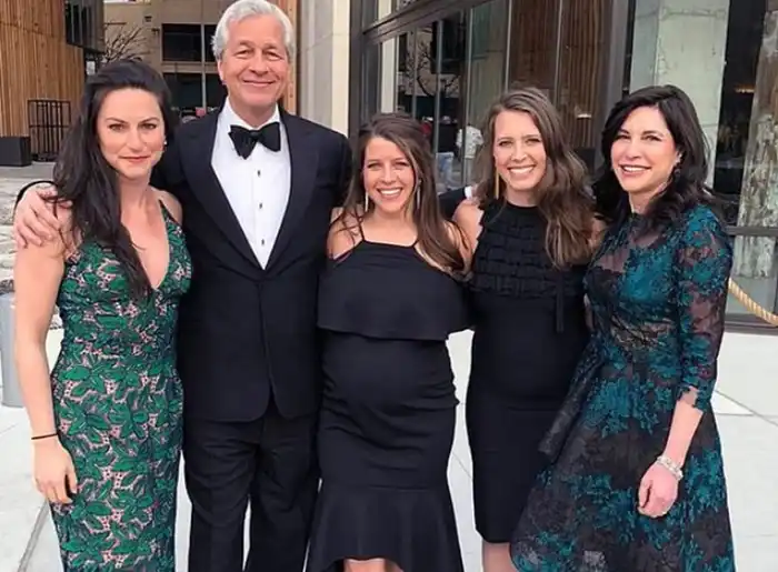 Jamie Dimon with daughters