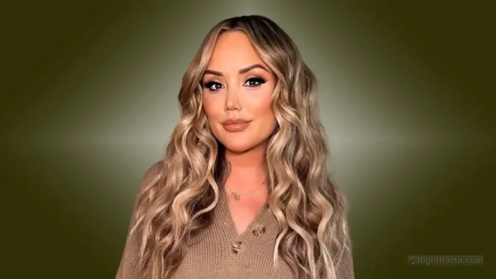 Charlotte Crosby Wiki